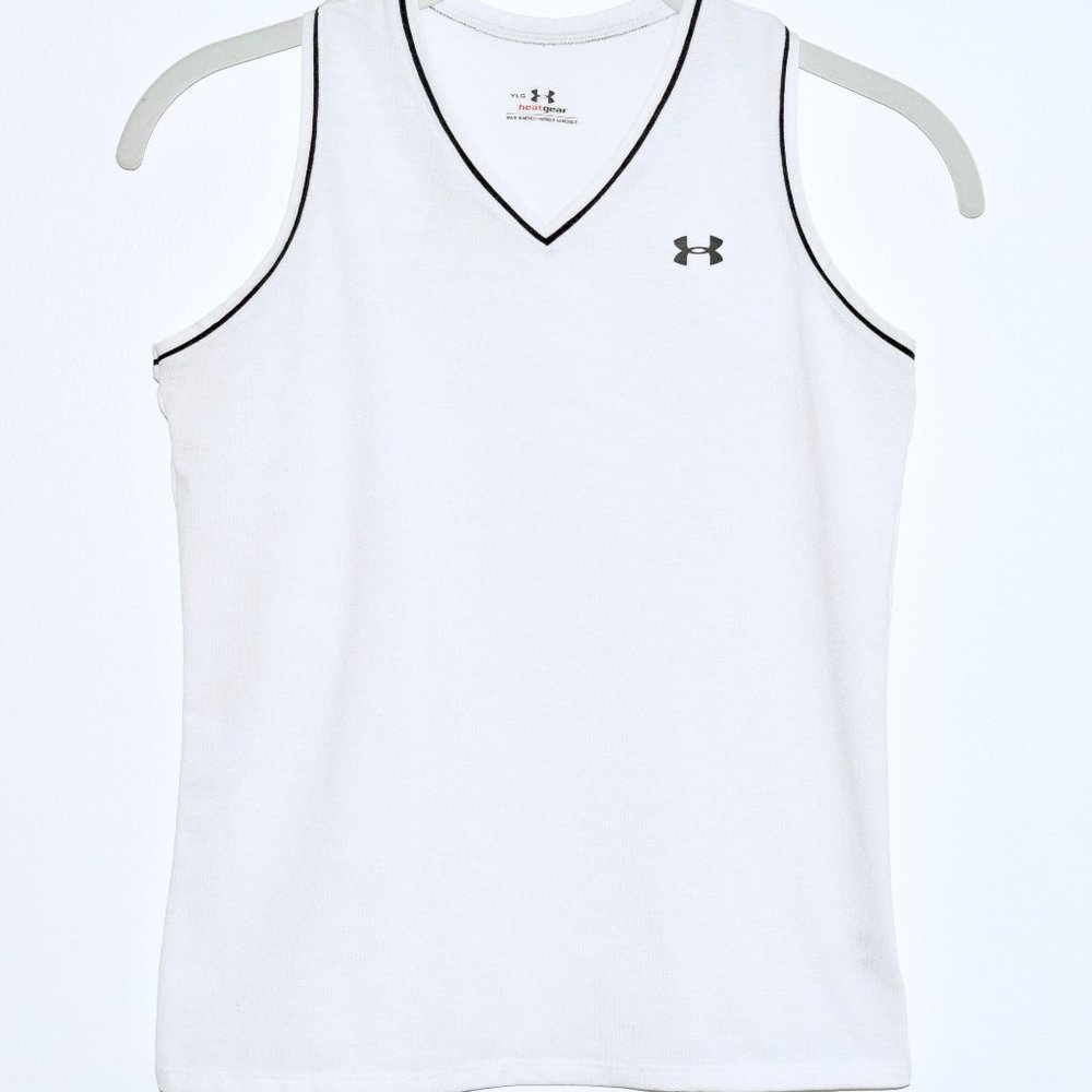Under Armour Heatgear V-Neck Sleveless Racerback Tank Top - Large